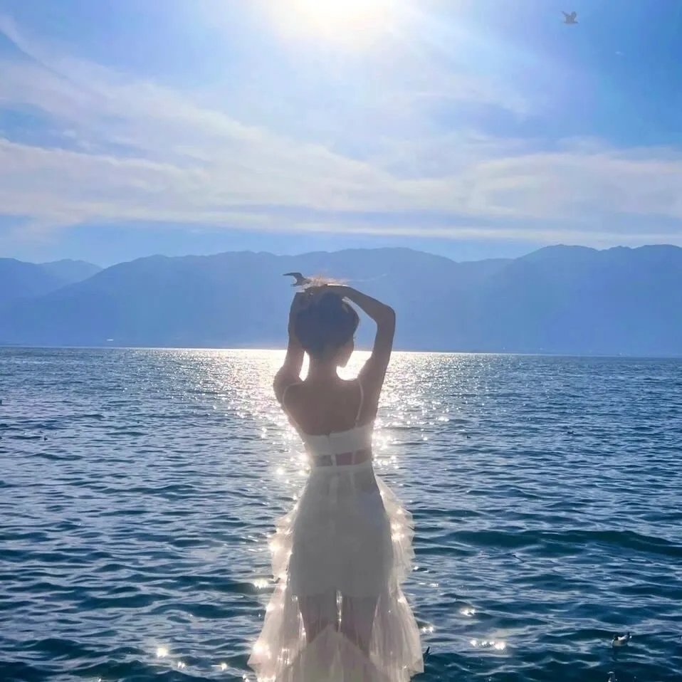 等妈妈回家的孩子